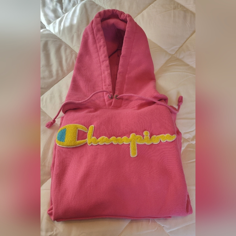 Vintage Women's Champion Reverse Weave Pink Hooded Sweatshirt Medium Oversized